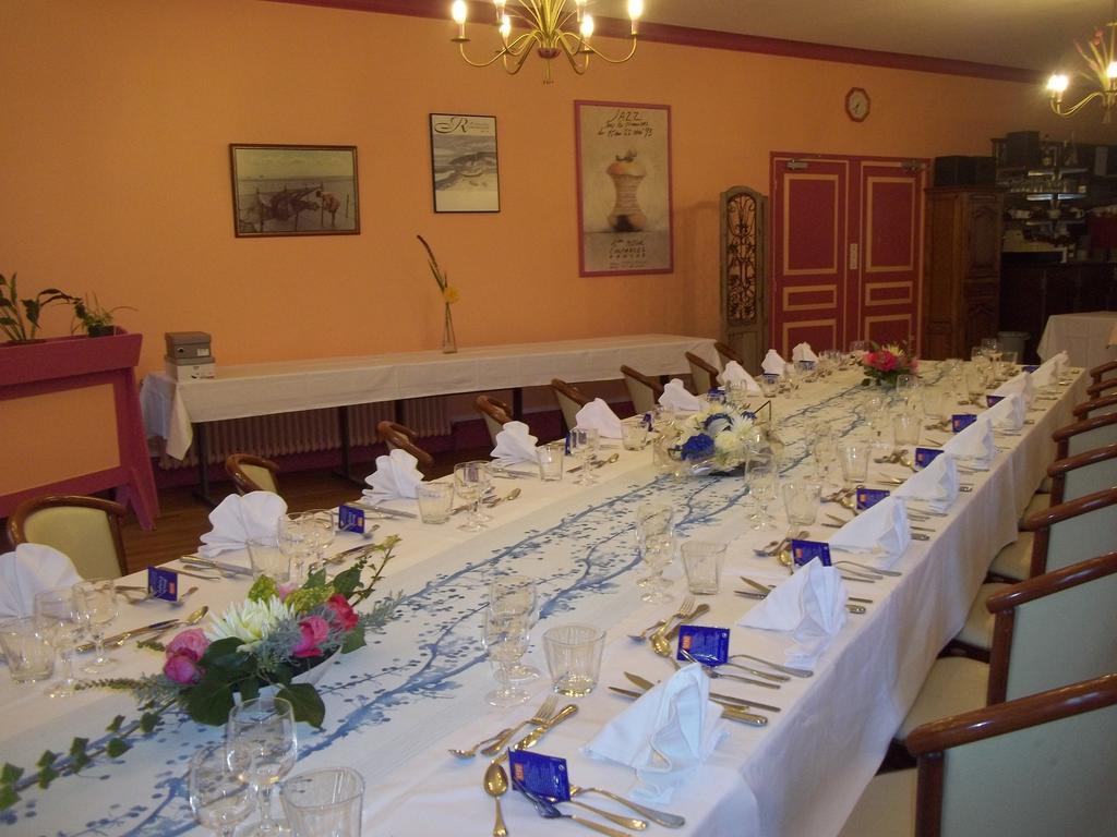Hotel Des Bains Saint-Jean-le-Thomas Eksteriør billede