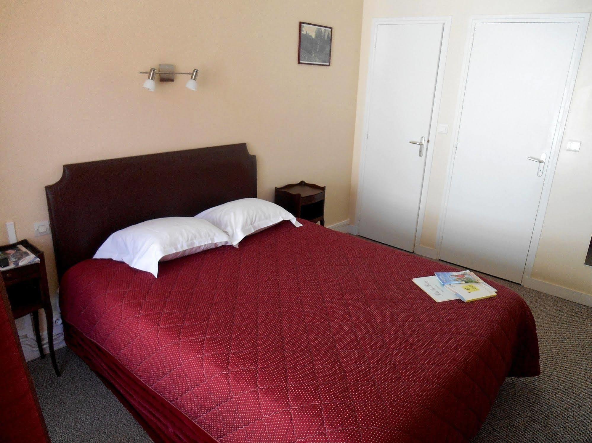 Hotel Des Bains Saint-Jean-le-Thomas Eksteriør billede